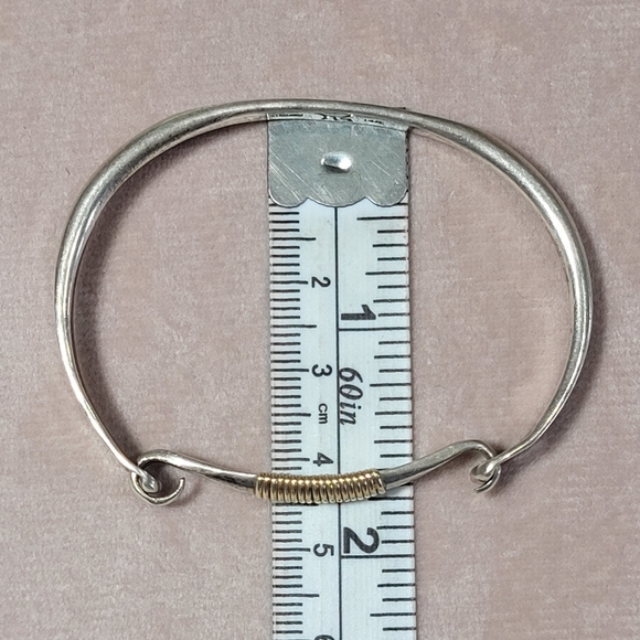 Small Cuff/Bracelet - Picture 7 of 12